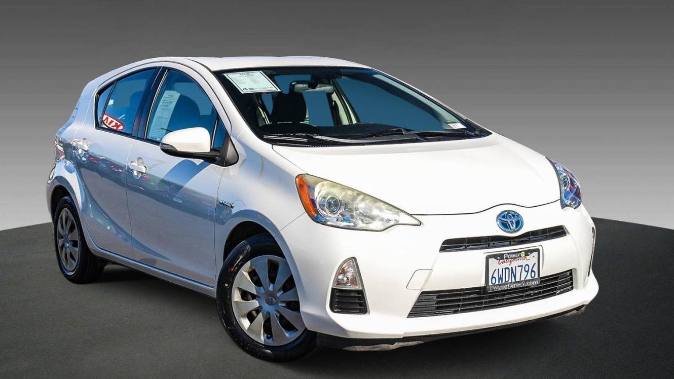 TOYOTA PRIUS C 2012 JTDKDTB37C1505845 image